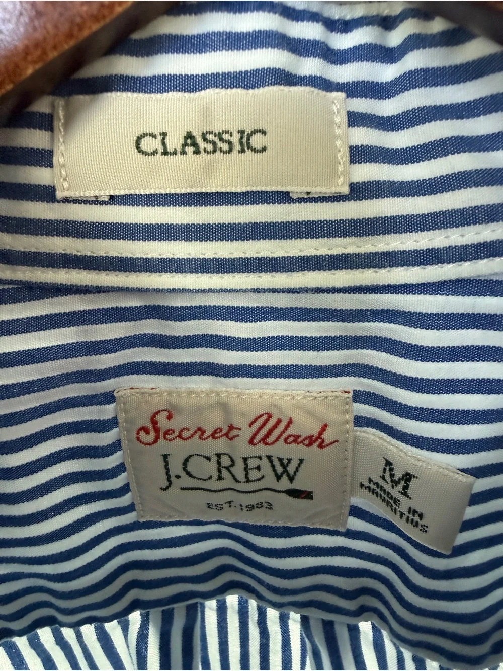 JCrew Mens Secret Wash Cotton Blue & White Stripe Button-Down Shirt - Medium